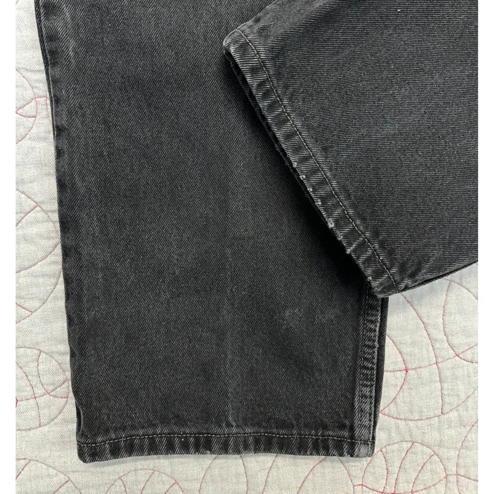 Levi's 550 Jeans Black Relaxed Fit Tapered Leg VTG Made in Canada / Men's 38x32